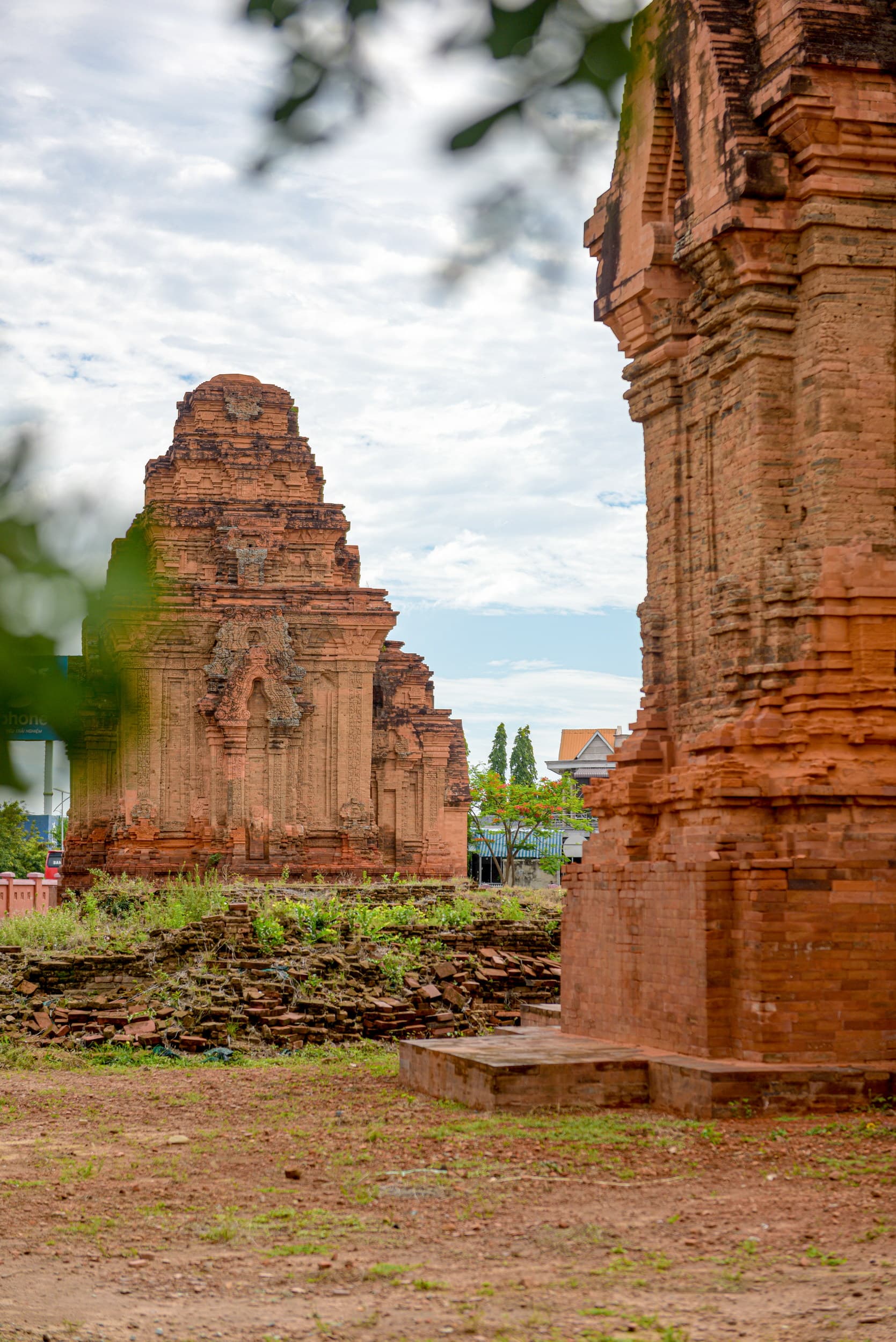 Văn bia Hòa Lai