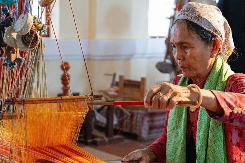Làng dệt thổ cẩm Mỹ Nghiệp: Sợi chỉ nối liền quá khứ và hiện tại